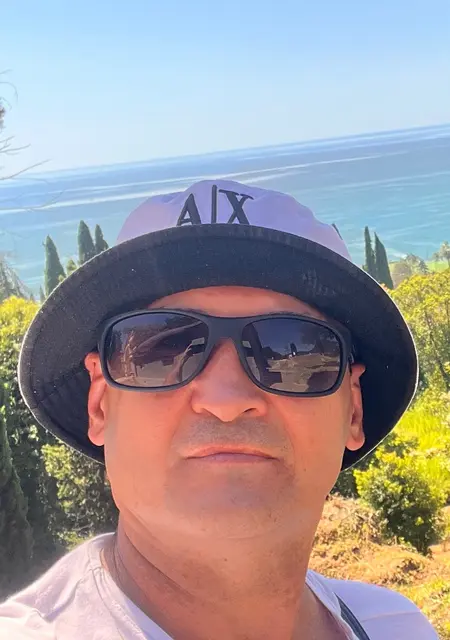 Я Дмитрий, 41, из Санкт-Петербурга, ищу знакомство для общения
