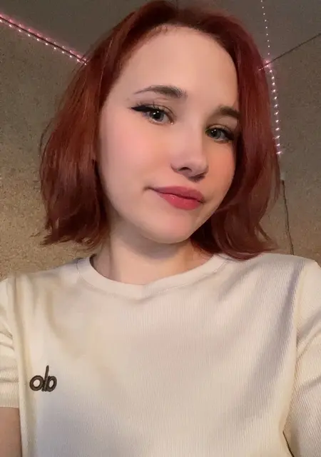 Я Кристина, 20, знакомлюсь без обязательств в Кургане