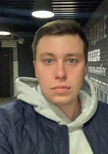 Егор из Санкт-Петербурга, мне 34, познакомлюсь для приятного времяпровождения