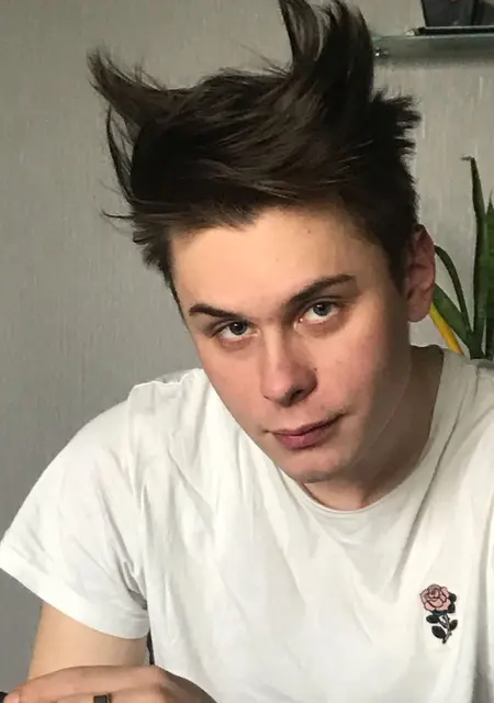 Я Михаил, 26, из Гатчины, ищу знакомство для открытые отношения
