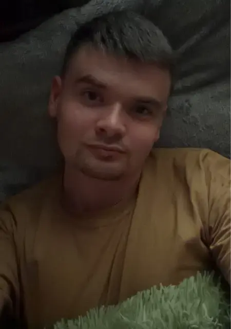 Я Джон, 28, знакомлюсь для открытые отношения в Москве