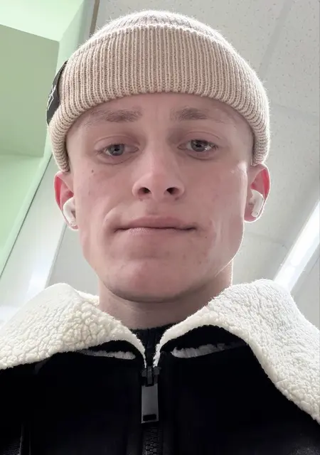 Я Дмитрий, 20, знакомлюсь для дружбы в Санкт-Петербурге
