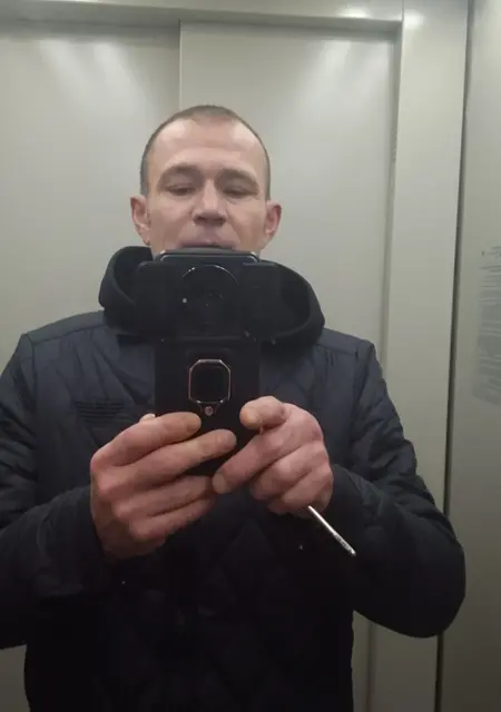 Иван из Калининграда, ищу на сайте знакомства на одну ночь