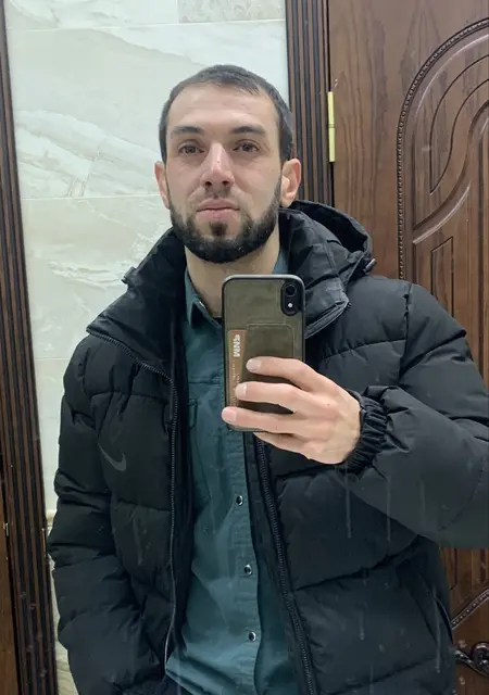 Артур из Ставрополя, мне 28, познакомлюсь без обязательств