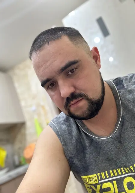 Дмитрий из Коркина, мне 35, познакомлюсь на одну ночь