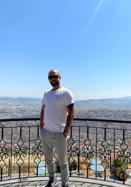 Cuma из Кимр, мне 36, познакомлюсь для приятного времяпровождения