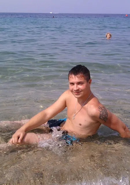 Алексей из Хотькова, мне 44, познакомлюсь на одну ночь