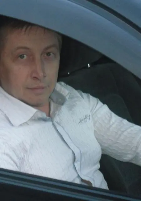 Я Alexander, 50, знакомлюсь на одну ночь в Ужуре