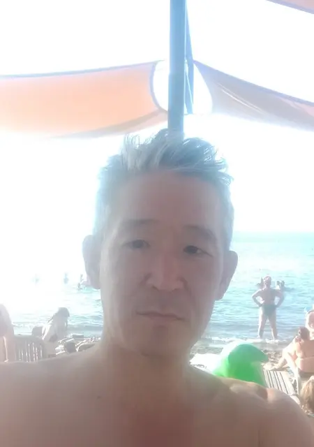 Я Сергей, 42, знакомлюсь для общения в Элисте