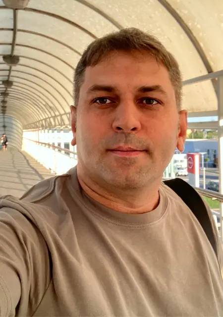 Роман из Симферополя, ищу на сайте общение