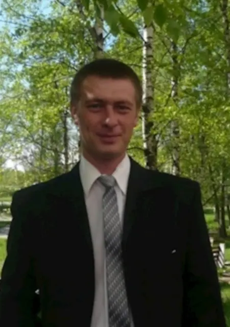 Максим из Москвы, мне 43, познакомлюсь для открытые отношения