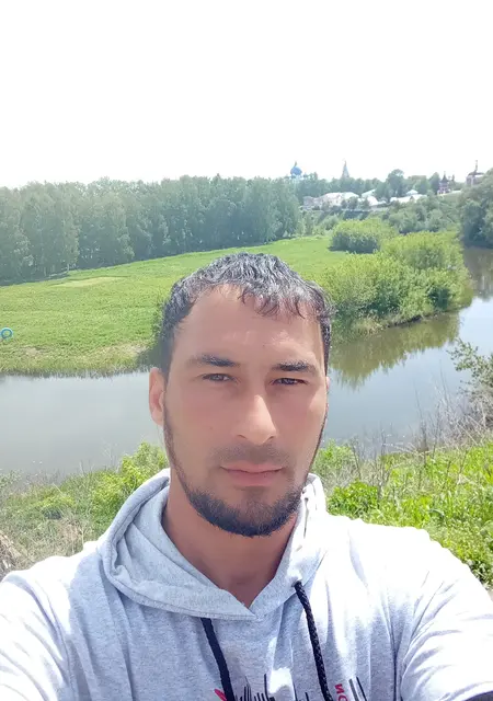 Я Маруф, 35, знакомлюсь на одну ночь в Камешкове