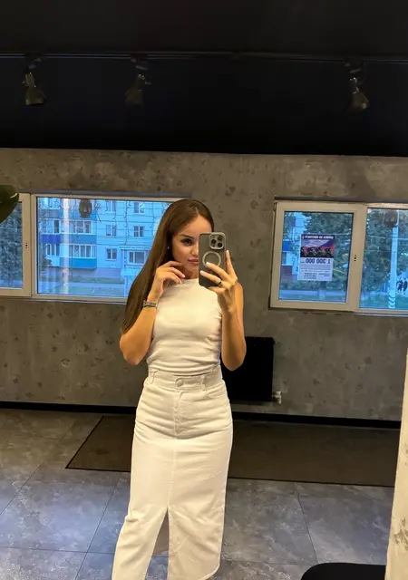 Лариса из Саратова, ищу на сайте дружбу