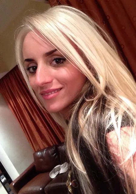 Я Арина, 35, знакомлюсь без обязательств в Владивостоке