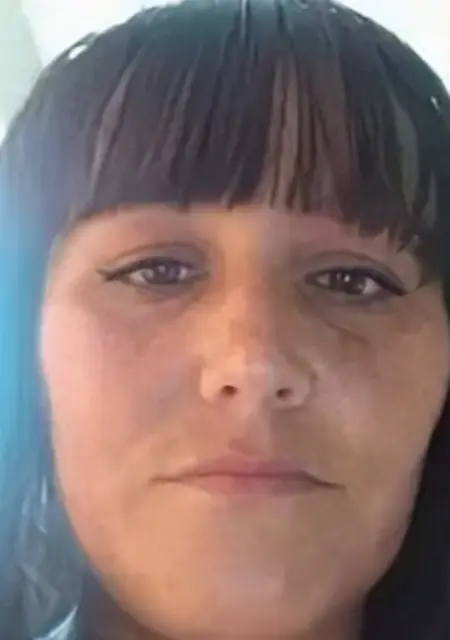 Я Нэлли, 38, из Екатеринбурга, ищу знакомство для постоянных отношений