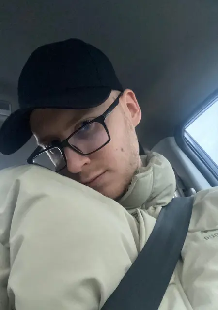 Я Андрей, 25, знакомлюсь без обязательств в Новосибирске