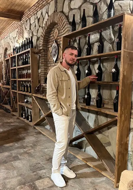 Я Ильяр, 38, из Монино, ищу знакомство для совместных путешествий