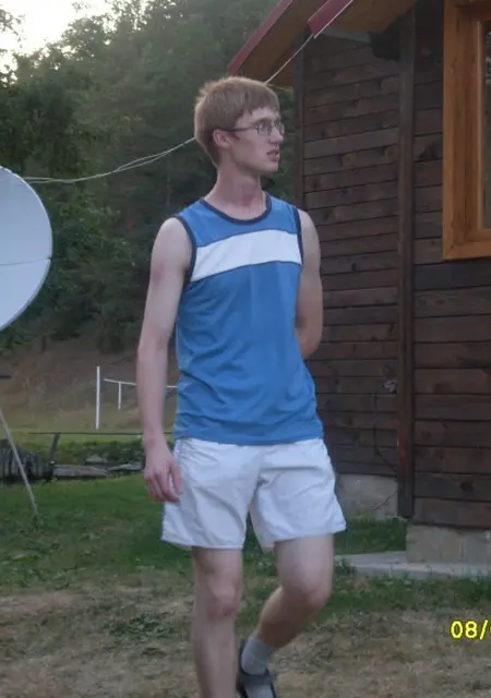 Я Сергей, 39, из Осы, ищу знакомства без обязательств