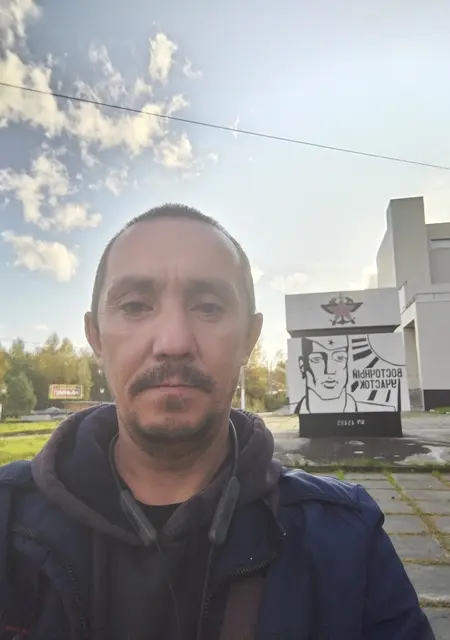 Я Саша, 45, знакомлюсь для приятного времяпровождения в Чегдомыне