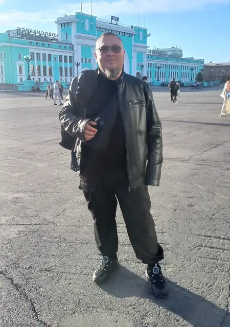 Дед из Елизова, мне 46, познакомлюсь на одну ночь