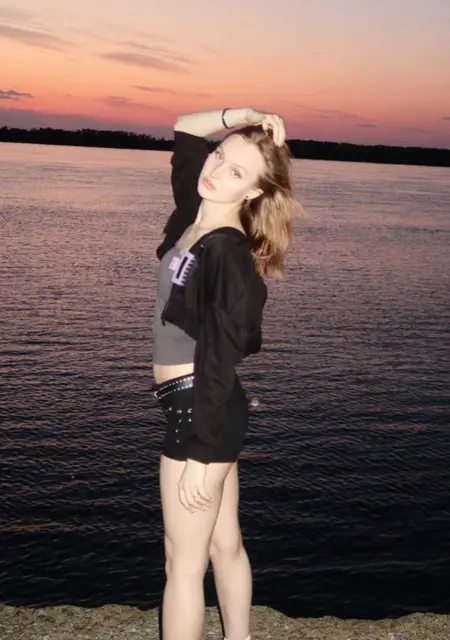 Я Катя, 19, из Хабаровска, ищу знакомство для общения