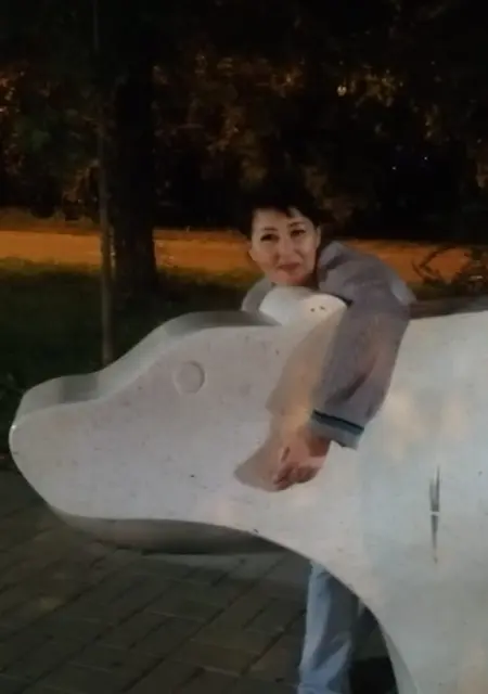 Айгуль из Магнитогорска, мне 43, познакомлюсь для приятного времяпровождения