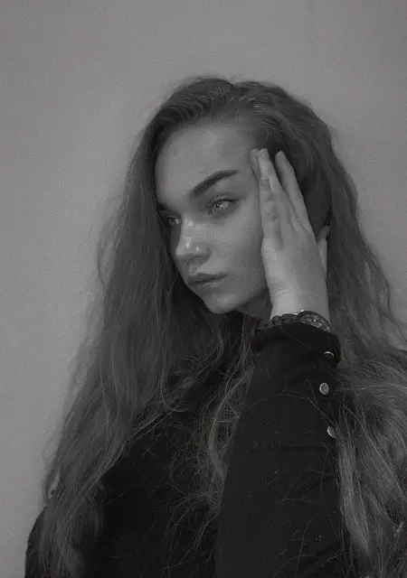 Карина из Сибирцева, ищу на сайте знакомства без обязательств