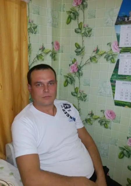 Сергей из Уваровки, мне 47, познакомлюсь на одну ночь