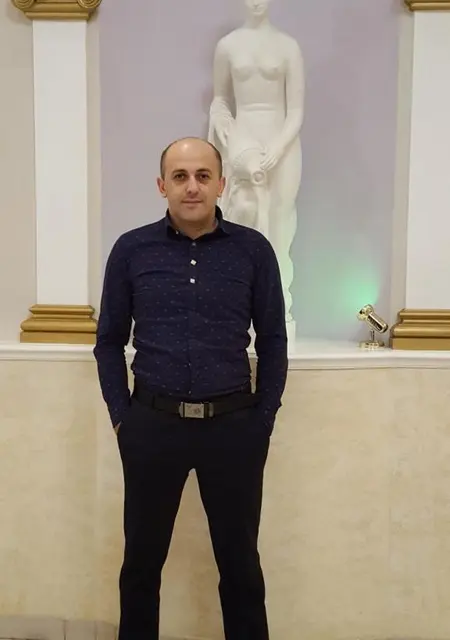 Я Игорь, 43, знакомлюсь без обязательств в Клине
