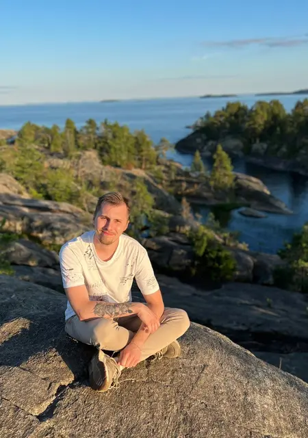 Я Иван, 28, знакомлюсь для совместных путешествий в Саратове