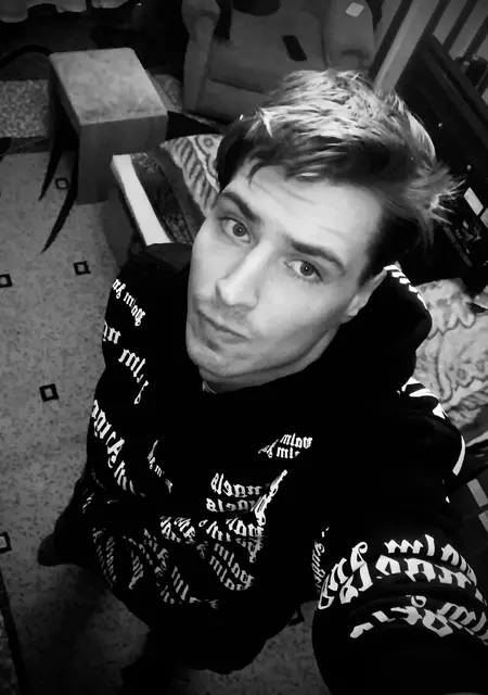 Я Виктор, 29, из Риддера, ищу знакомство для совместных путешествий