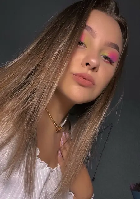 Я Анастасия, 20, из Москвы, ищу знакомство для дружбы