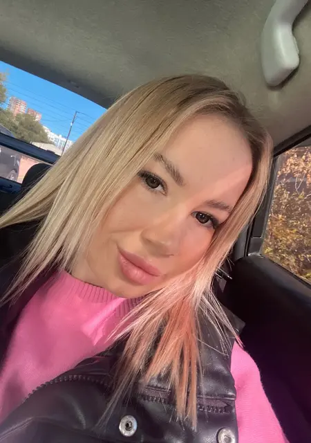 Светлана из Хабаровска, мне 25, познакомлюсь для общения