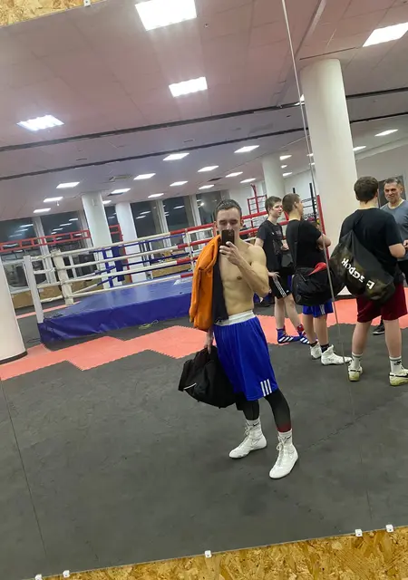 Даня из Петрозаводска, мне 20, познакомлюсь для открытые отношения