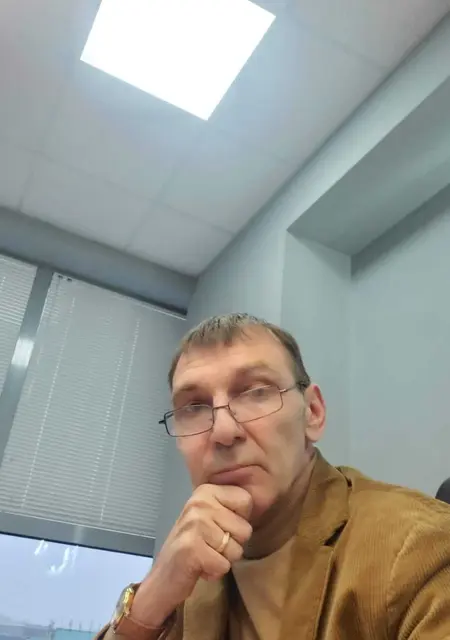 Валерий из Воронежа, мне 53, познакомлюсь на одну ночь