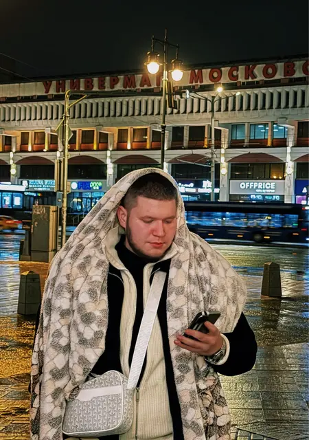 Я Дима, 23, из Мытищ, ищу знакомства без обязательств