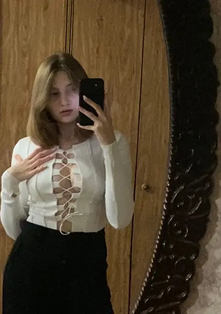 Анастасия из Иркутска, мне 20, познакомлюсь для приятного времяпровождения