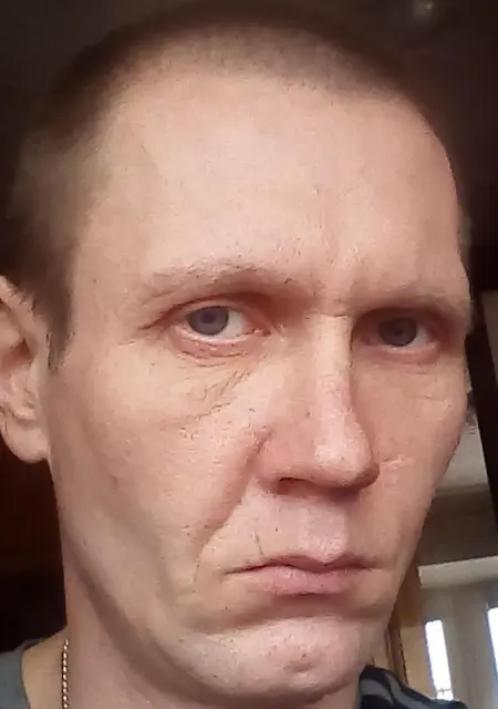 Я Серёга, 43, из Михайловки, ищу знакомства без обязательств