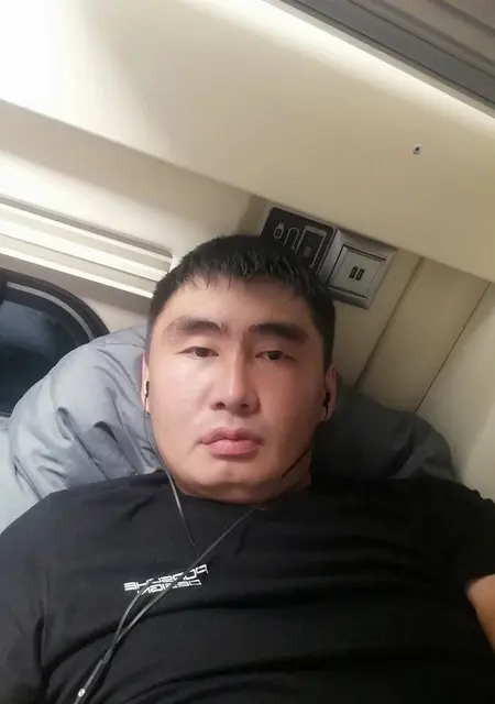 Артем из Тынды, ищу на сайте общение