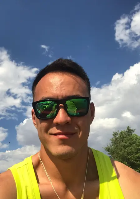 Я Макс, 29, из Астрахани, ищу знакомства без обязательств