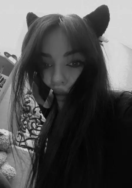 Я Саша, 24, из Дятькова, ищу знакомство для приятного времяпровождения