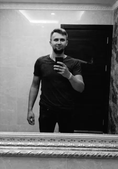 Я Александр, 35, знакомлюсь на одну ночь в Ижевске