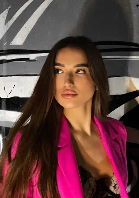 Дина из Чебоксар, ищу на сайте приятное времяпровождение