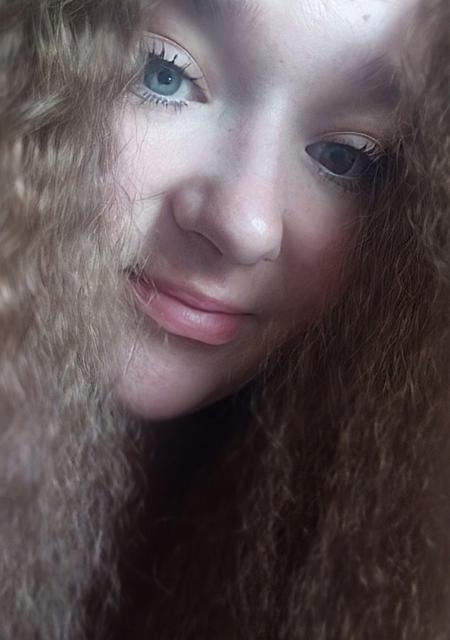 Александра из Великого Новгорода, ищу на сайте знакомства на одну ночь