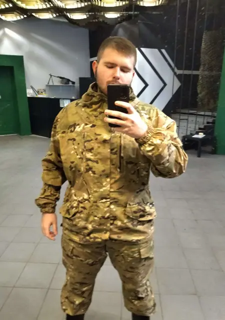 Вадим из Великого Новгорода, мне 23, познакомлюсь для приятного времяпровождения