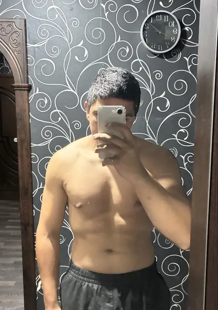 Я Игорь, 26, знакомлюсь для вирта в Клине