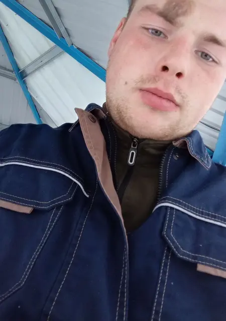 Илья из Северодвинска, ищу на сайте приятное времяпровождение