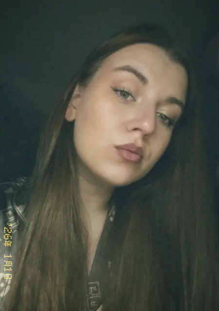 Арина из Красноярска, мне 21, познакомлюсь без обязательств