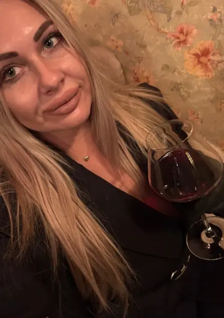 Я Екатерина, 25, знакомлюсь на одну ночь в Ярославле