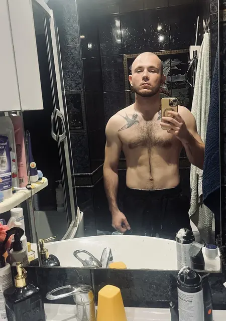 Я Иван, 27, знакомлюсь без обязательств в Москве